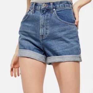 BDG High Rise Mom Short in Blue